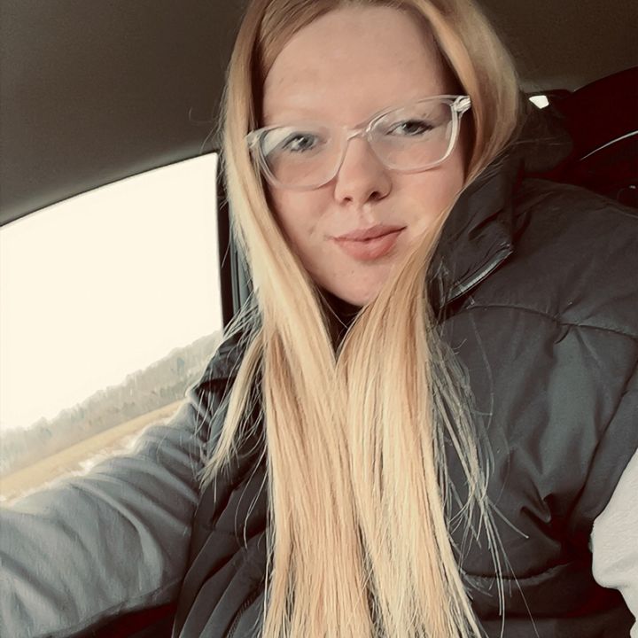 emaleehenricks
