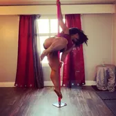 Rayne Victoria