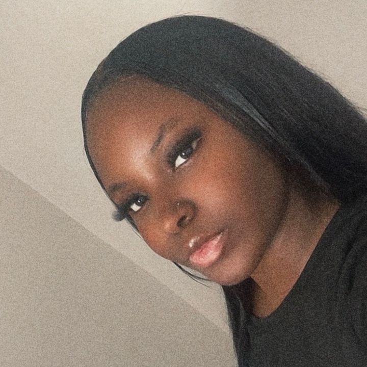 LaysiaaIyanaa