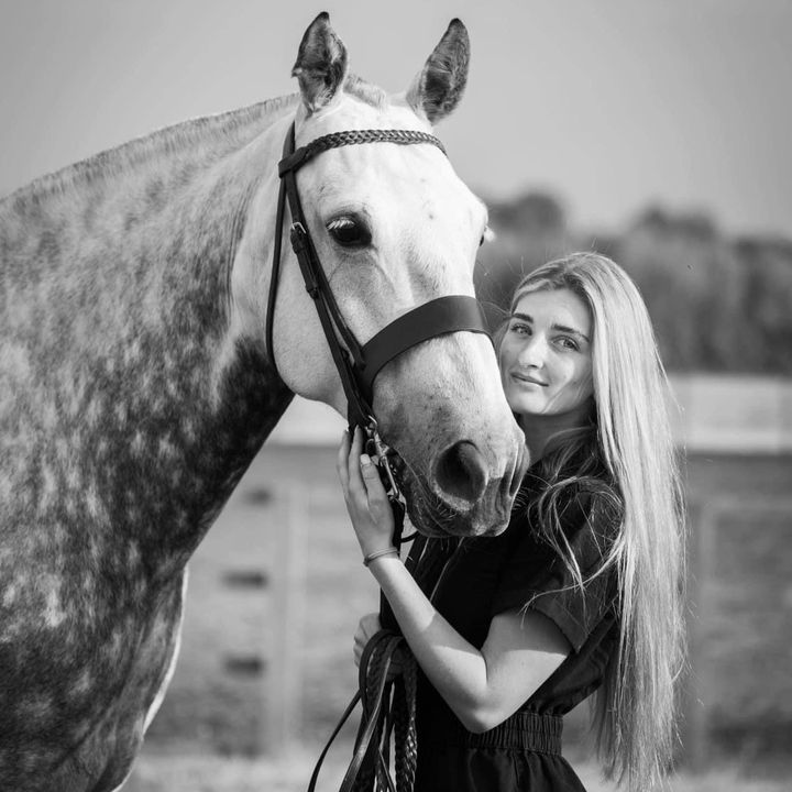 Mia 🐴