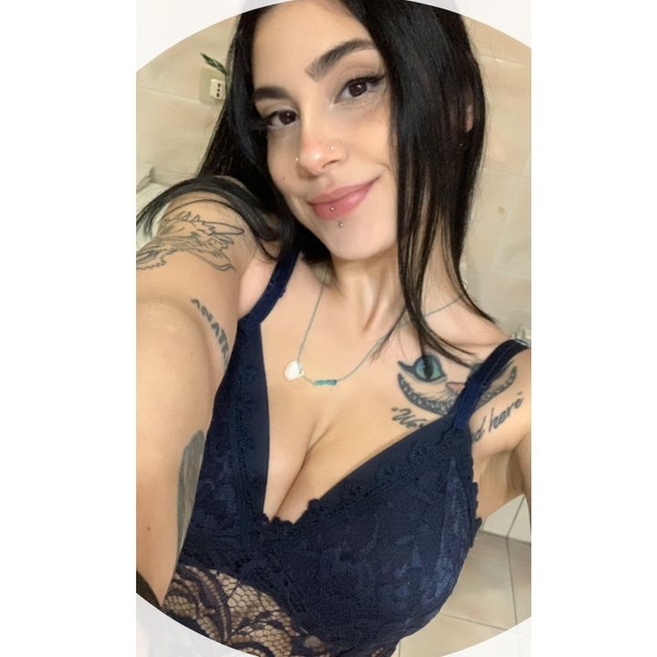 Vivi_b4r