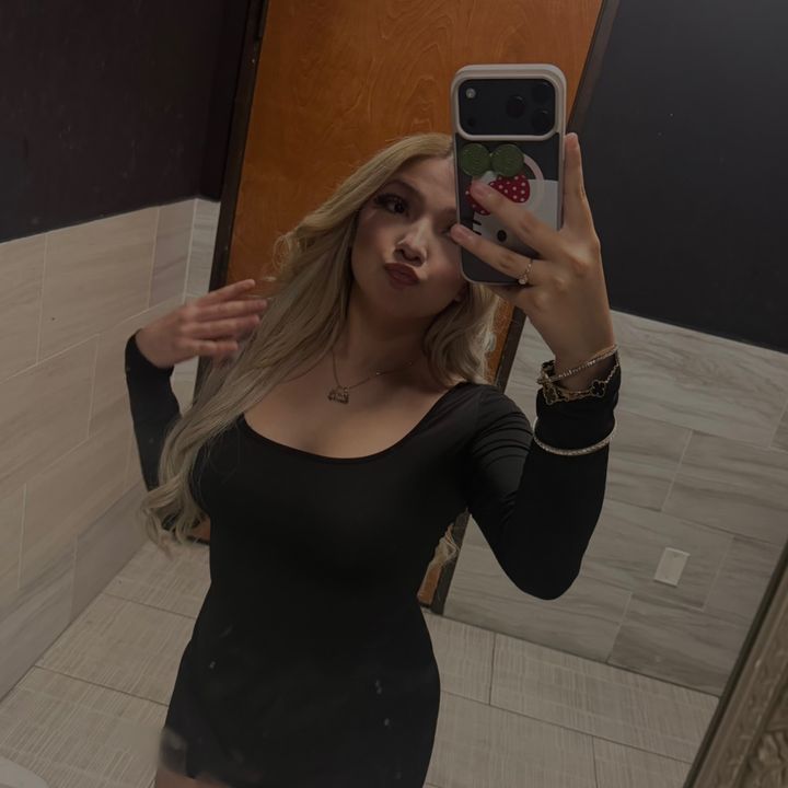 𝑒𝓂𝒾𝓁𝓎