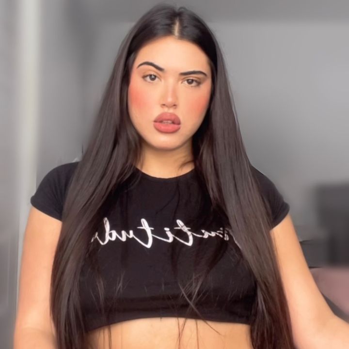 Laura Martinez🤗