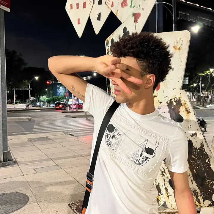 Brandon Averi