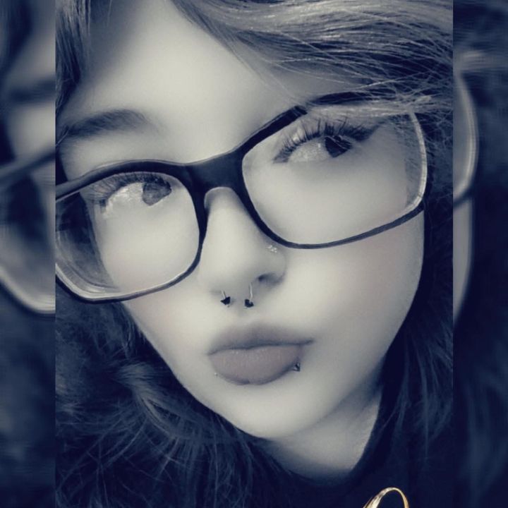 Qúèèń_Śàvâğè_Hàřlèý_Qúíñń.420