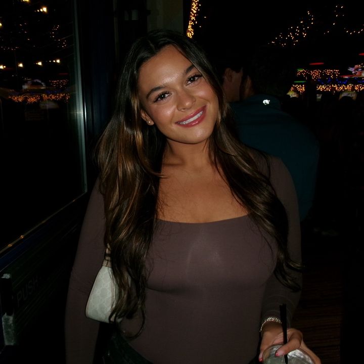 hailey santos