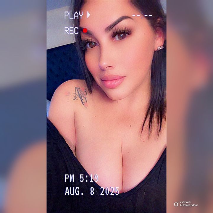 Victoria🖤💋