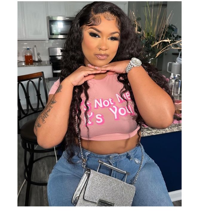 Janae| Content