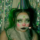 🦇𝓑𝓾𝓰𝔃𝔃🦇