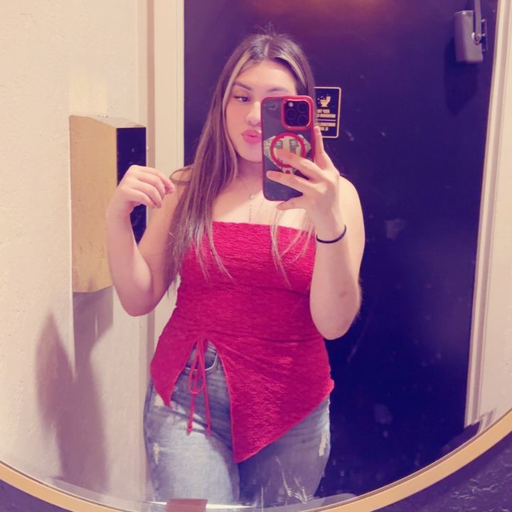 𝓔𝓿𝓮𝓵𝔂𝓷🍒