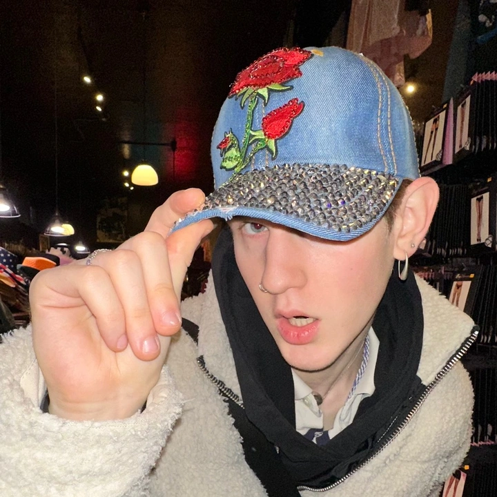 matt
