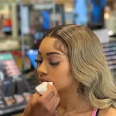MISSLONDONN