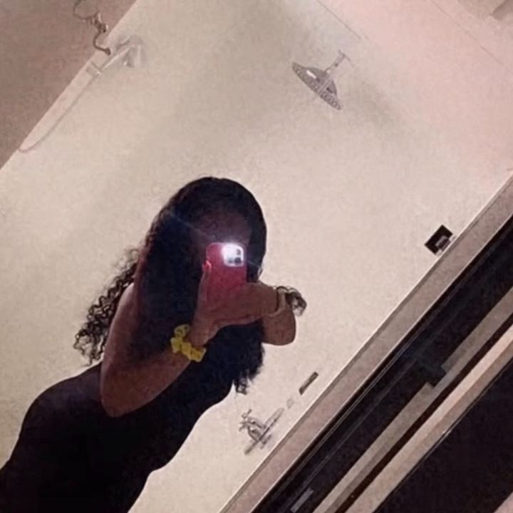 JustAGirlInher20’s ᥫ᭡