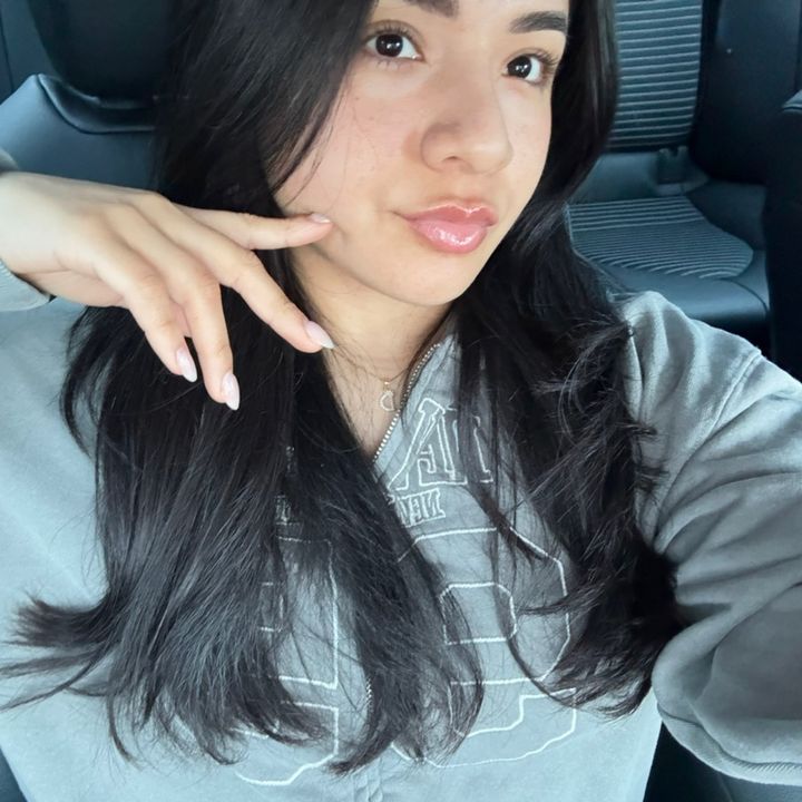Dayana H