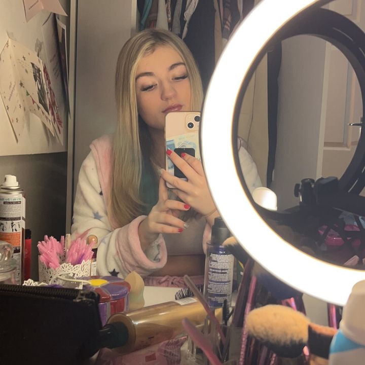Mia