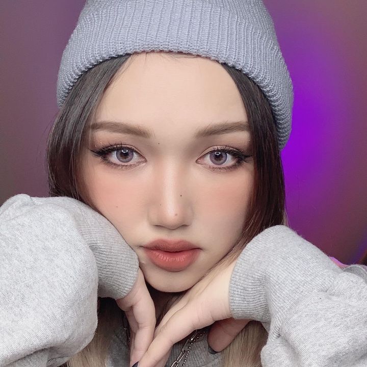 Makeup with Nhungg