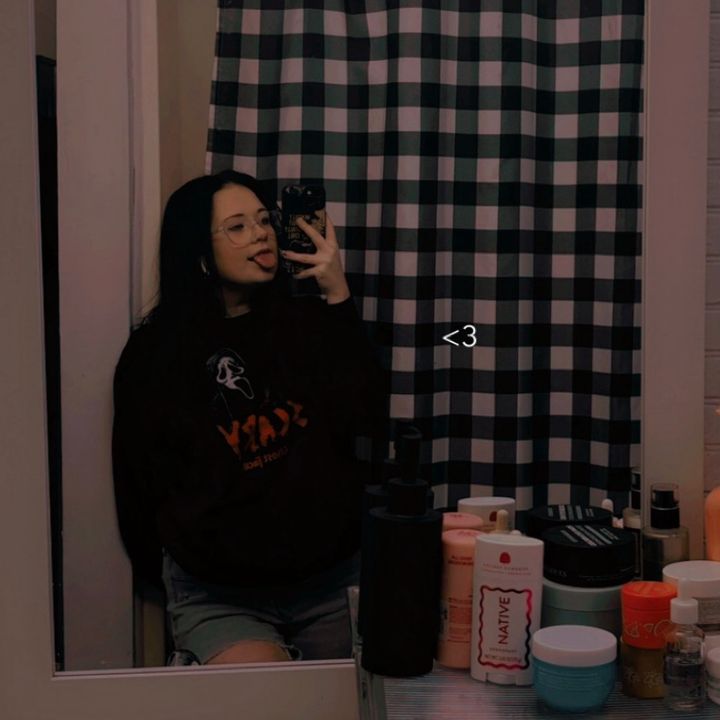 nicole🖤❤