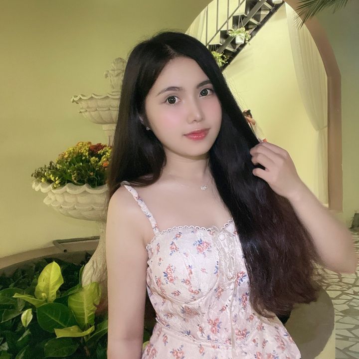 ୨୧ 𝓠𝓾𝔂̀𝓷𝓱 𝓐𝓷𝓱 ୨୧