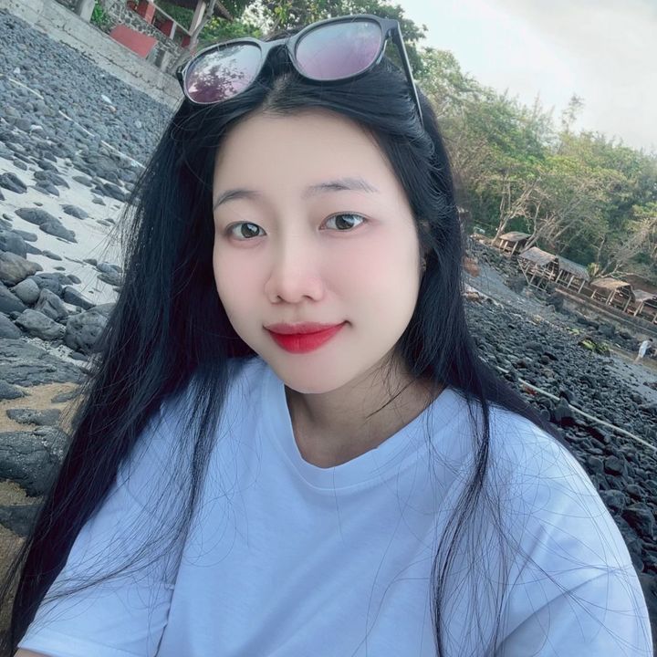 Ngọc Vy 🦔