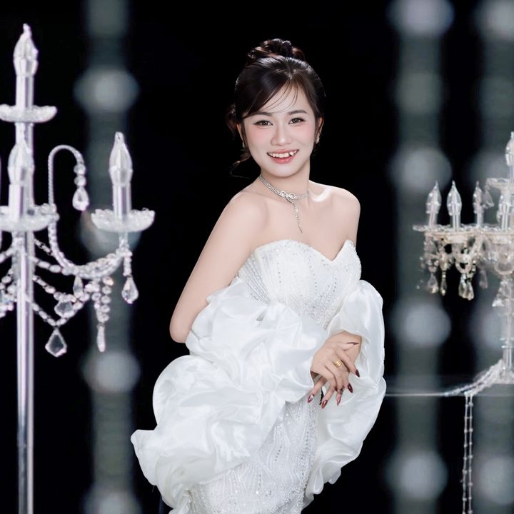 KIM NHƯ