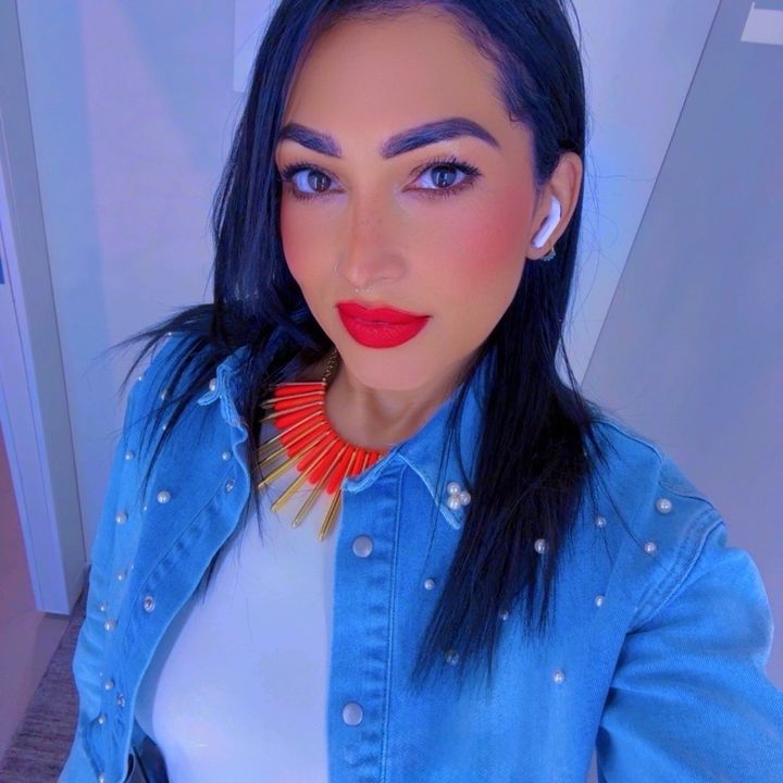 Sonia de León 🦋♉|esteticista