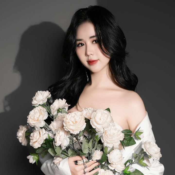 amirakhanhhiep