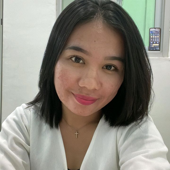 Desy Sitohang Shi