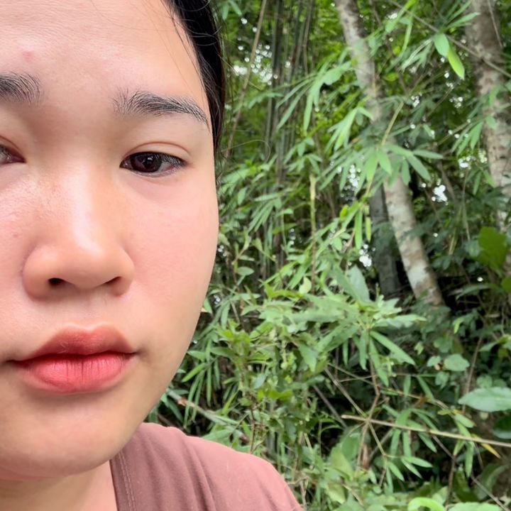 ลี่ปวดหลัง • กำลังติดตาม