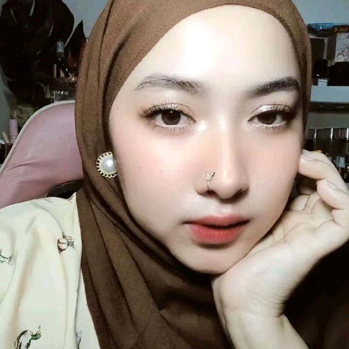 Tan