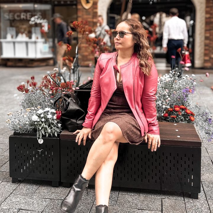 Lena🇮🇩BatakToba in 🇭🇲