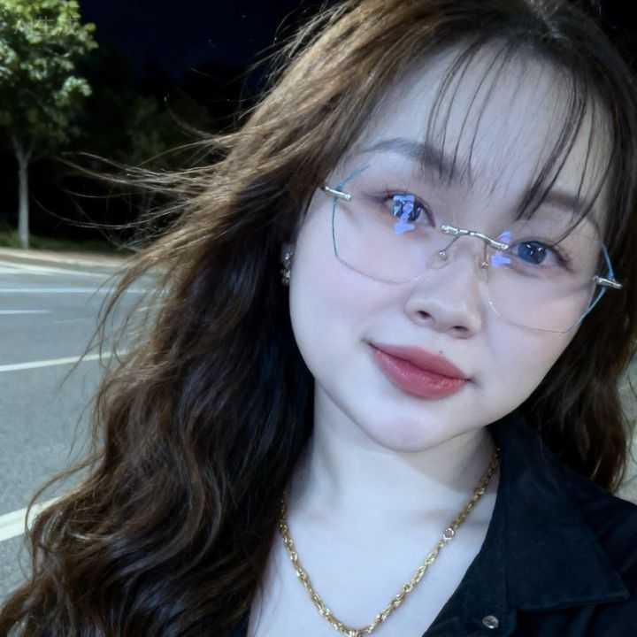 Tiểu Băng ( Mẹ bé Na )