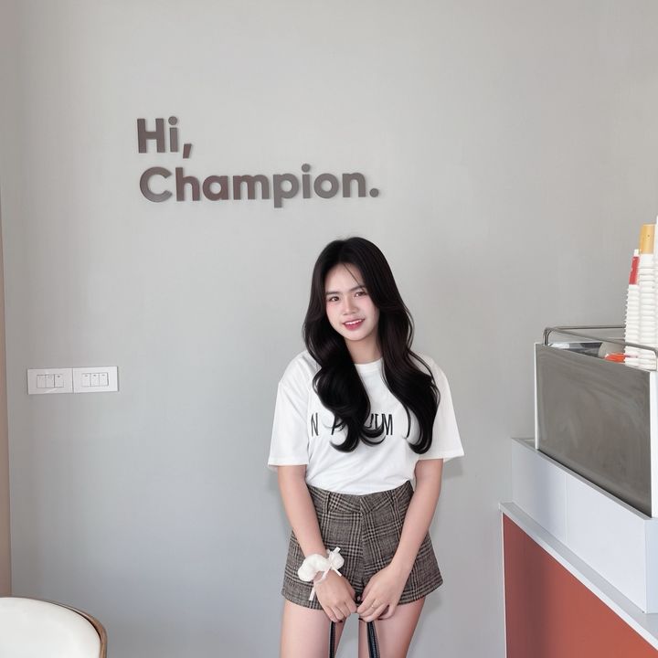 พลอย'วริศ