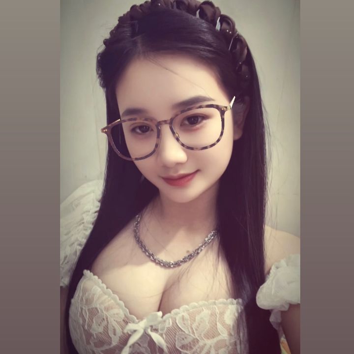 🎀 Hằng Mia Nhon 🎀