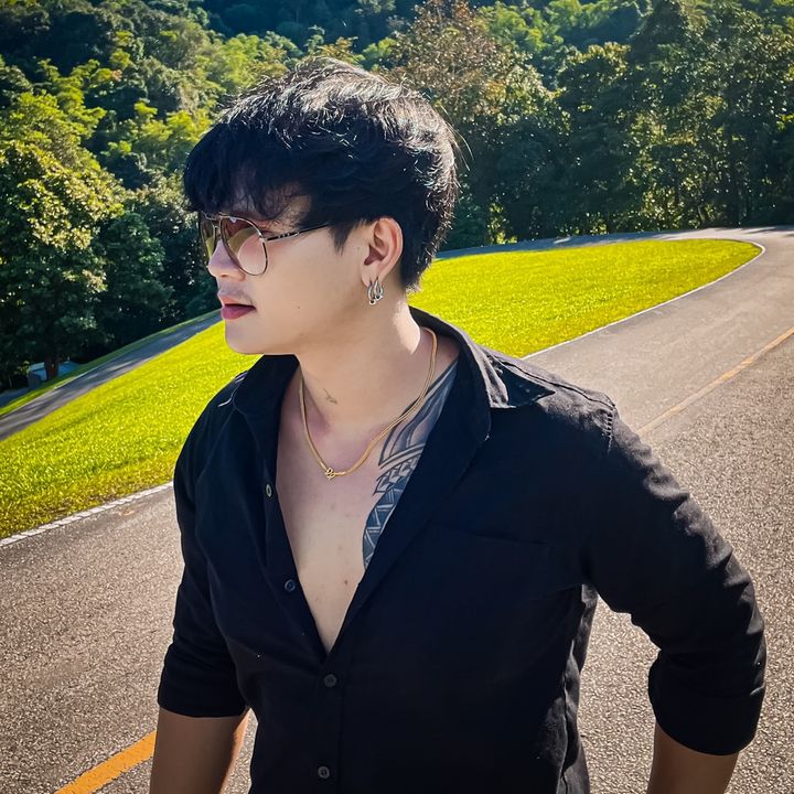 นุ๊ก' เฉิ่ม