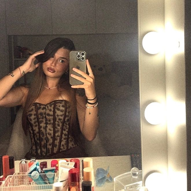 𝑨𝒏𝒏𝒂🍯