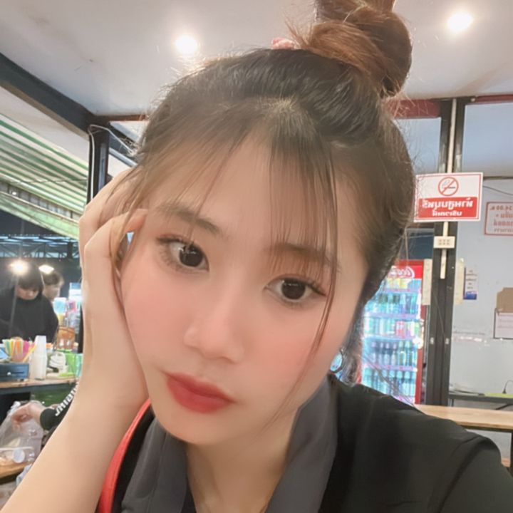 คะน้าหมูกรอบ