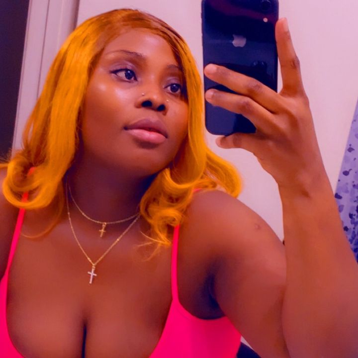 E~Love 🇬🇳🌈💦👅