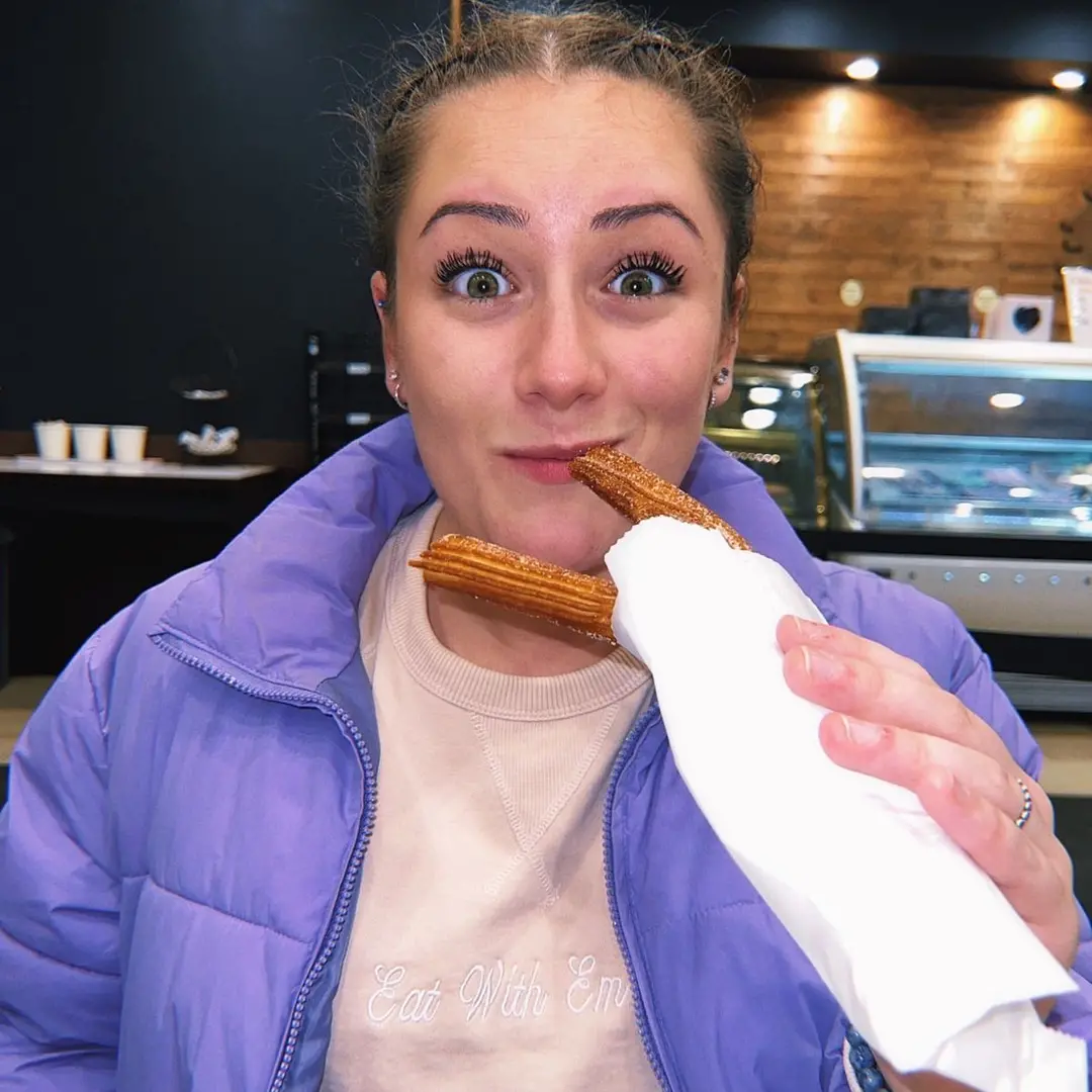 Eat With Em | Emily 💛