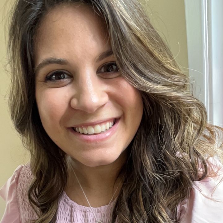 Rachel C | Mom🎀 | Teacher📕