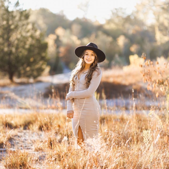 maddie_kandlbinder