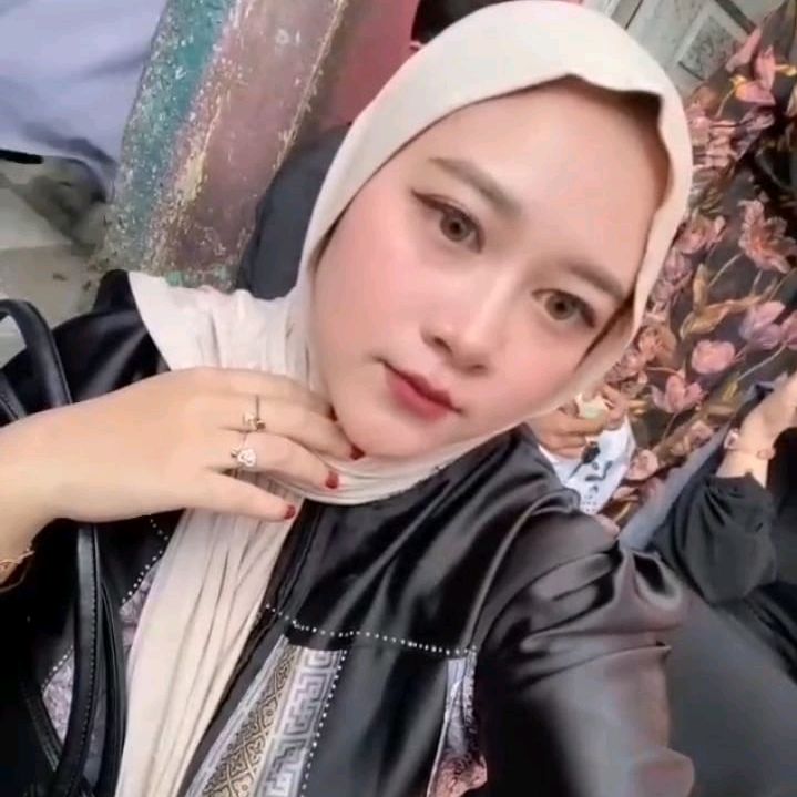 Astri Novita