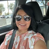Linda Bañales, REALTOR