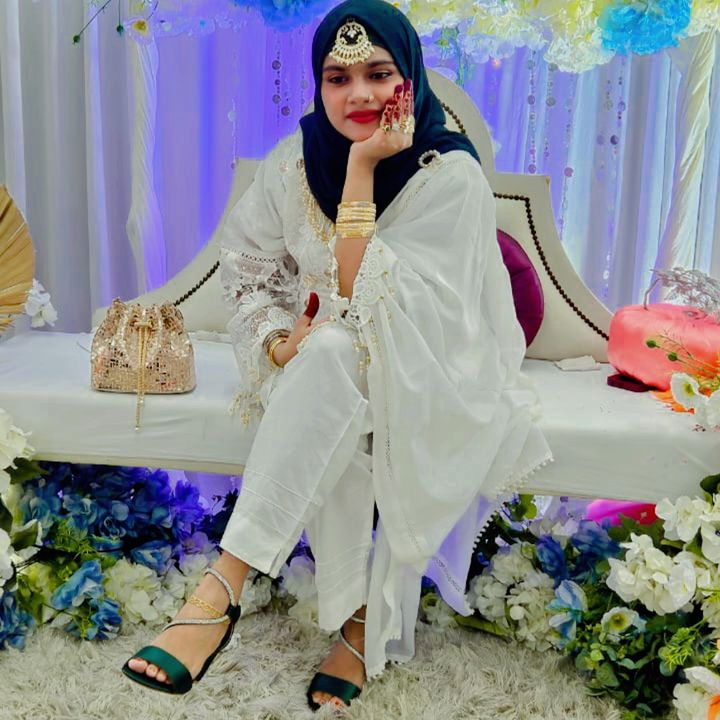 نور
