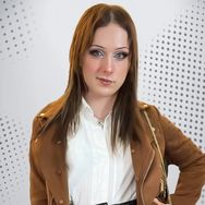 Robin | JuicyGirlTV