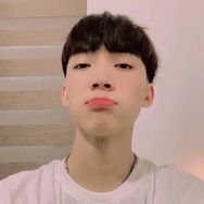 🦊 Ngọc Hùng