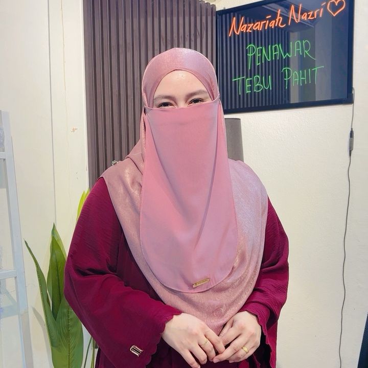 Kak Naza Review