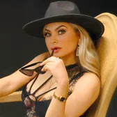 Zaharaayalaofficial
