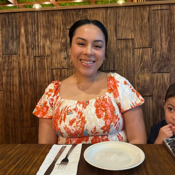 Les - Faith, Wife, & Mama life