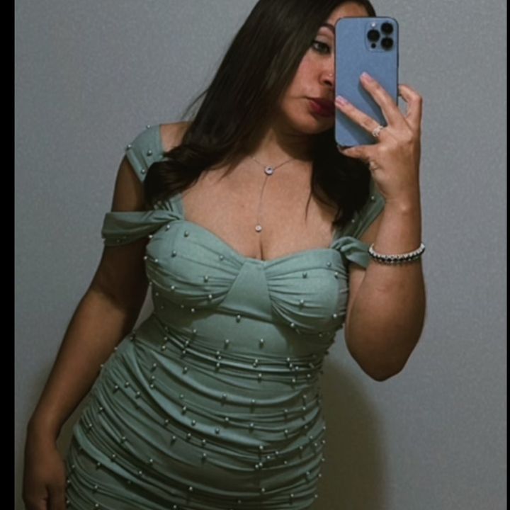 Lesly M.