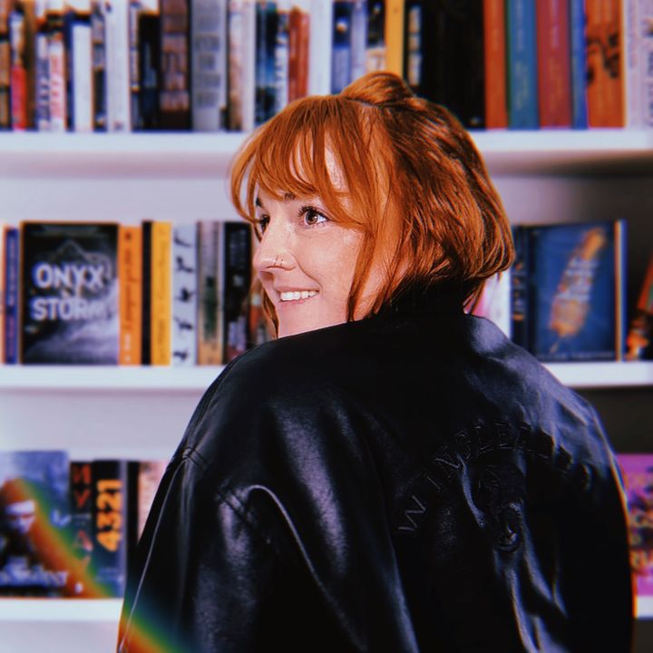 courtney 📚✨🪩